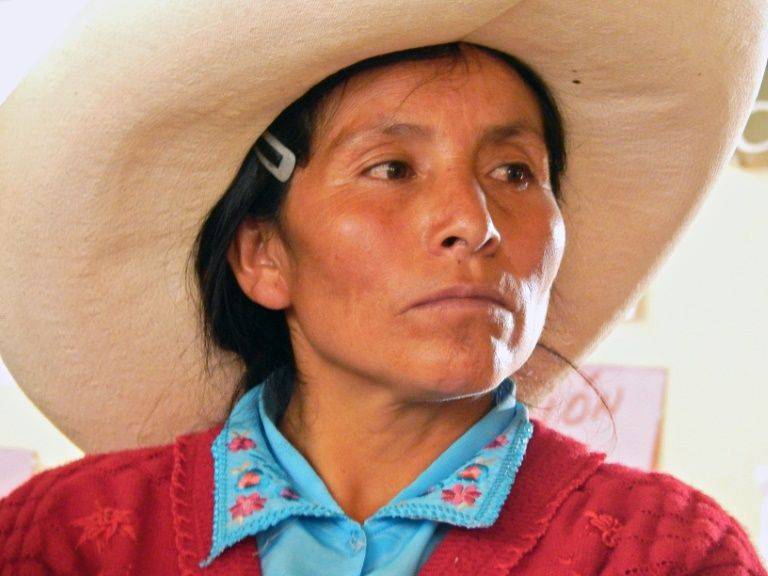 Una campesina peruana recibe en EEUU máximo premio ambiental por evitar proyecto minero