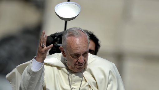 Papa reveló que fue presionado por una mafia en Argentina