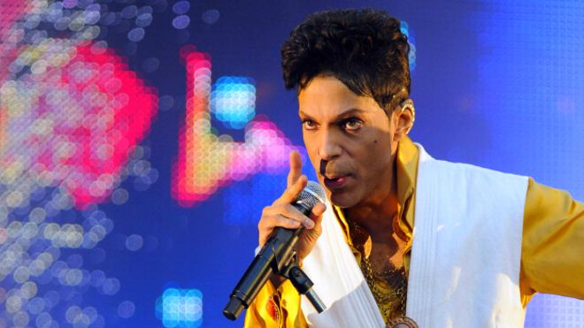 ¿Por qué es tan difícil encontrar la música de Prince en internet?