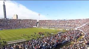 Policía de Uruguay se retira de los estadios de fútbol