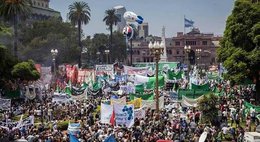 El sindicalismo argentino se une por primera vez en rechazo a las políticas de Macri
