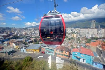 Venezuela reinaugura el teleférico "más alto y largo del mundo"