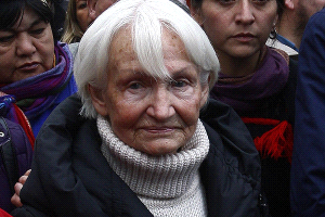 Víctimas del gobierno comunista de Alemania lamentan que Margot Honecker falleciera sin ser juzgada