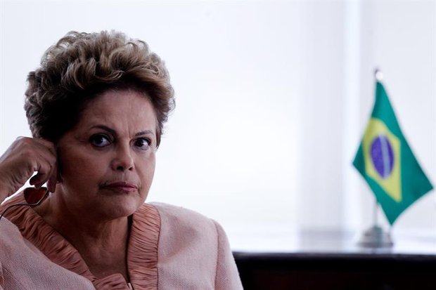 Diputados y Senadores de Brasil se atropellan para echar a Dilma y montan papelón mundial