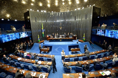 Juicio político a Rousseff (o Plan Cóndor 2) se definirá en la madrugada