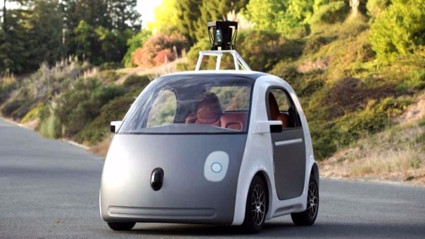 Google contrata pasajeros para que viajen en sus vehículos autónomos