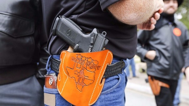 Lejano Oeste: Texas supera el millón de ciudadanos con permiso de armas de fuego "a la vista"
