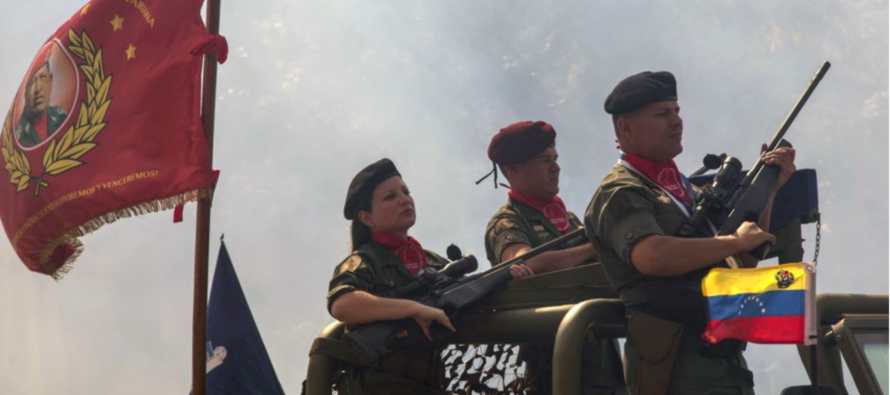 Maduro moviliza más de medio millón de militares