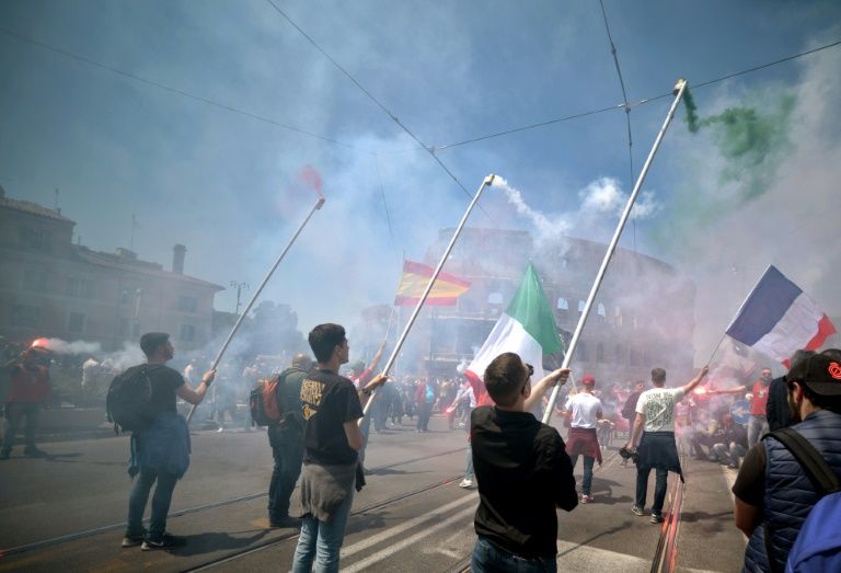 Miles de simpatizantes de la extrema derecha se manifiestan en Roma