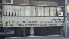 Dejen de robar a Peñarol, hay balas para todos: Pintadas y amenazas en AUF y AUDAF