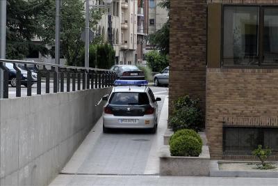 Muere niña de 13 años al descolgarse por balcón de su casa para ir a una fiesta en Madrid