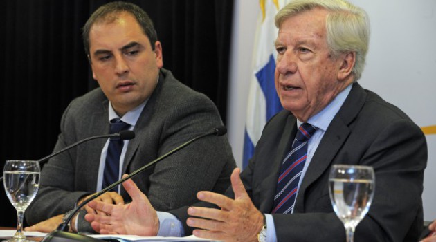 Vázquez y Astori evaluarán cambios al ajuste del IRPF