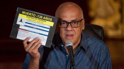 Chavismo denuncia que 10.000 firmas para el revocatorio son falsas
