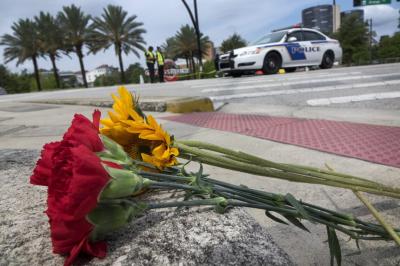 Obama consternado por la "horrible masacre" de Orlando