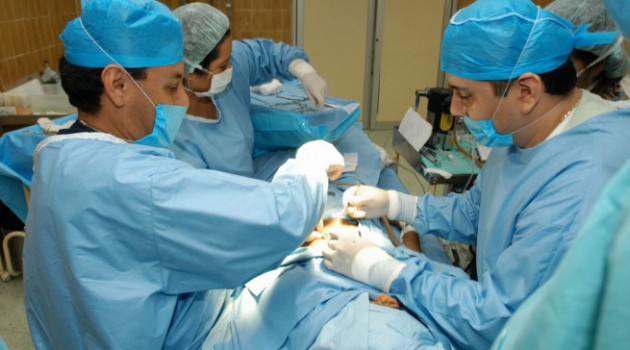 Cirujanos desactivan paro tras reunión con ASSE