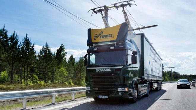 Cómo funciona la autopista eléctrica que acaba de inaugurar Suecia