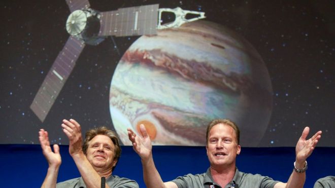 Tras 5 años de viaje la sonda espacial Juno ingresó en la órbita de Júpiter