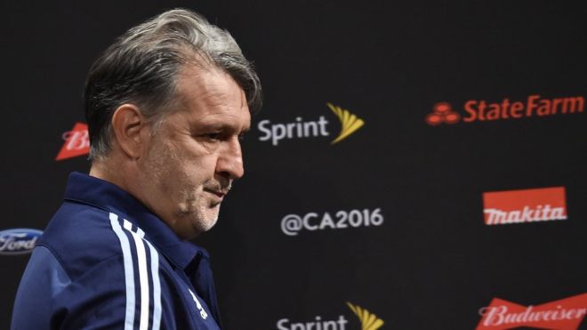 A menos de un mes de los Juegos Olímpicos, renunció el entrenador de Argentina Gerardo Martino