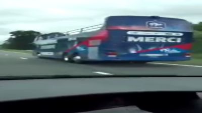 Francia ya tenía listo un bus para recorrer París