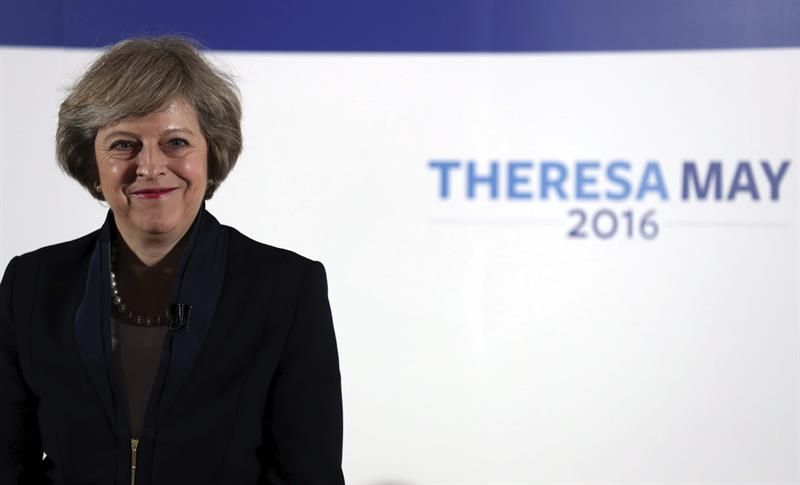 Theresa May dice que hará del "brexit" un "éxito" para el Reino Unido